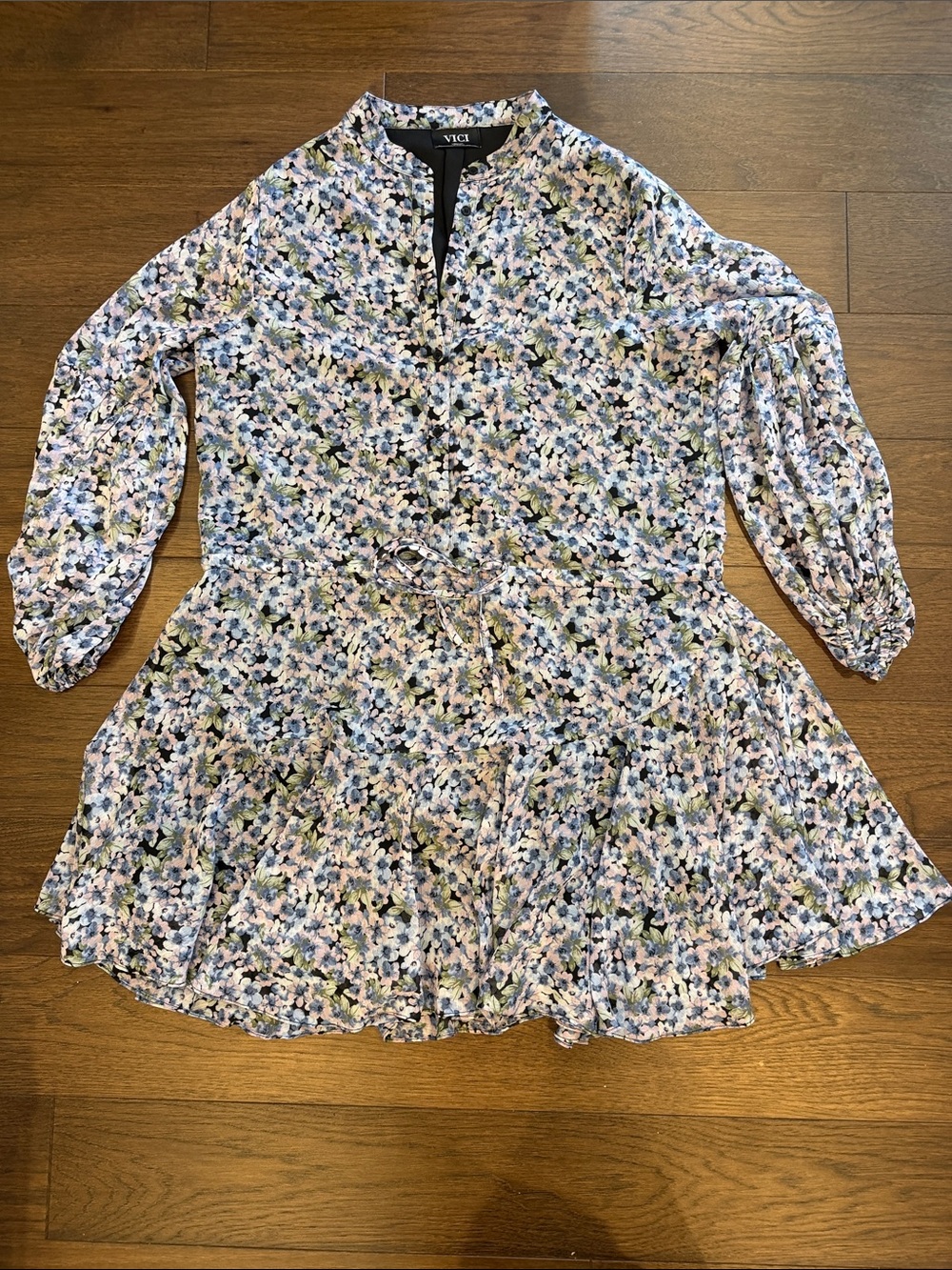 VICI Pastel Floral Tie-Waist Tiered Mini Dress Medium - C52-051